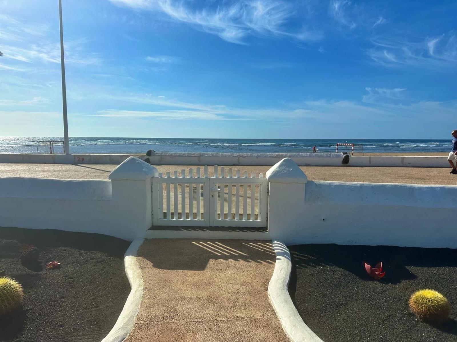 Luxury Villa Sea Front -La Orilla Playa Honda  Exterior foto